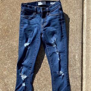 PacSun angle jegging with frayed ankles! Worn once